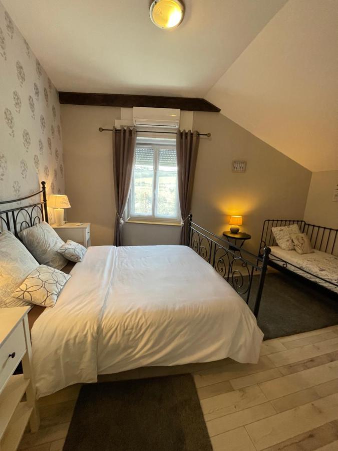 L'Oustaloise Bed & Breakfast Faugères Eksteriør bilde