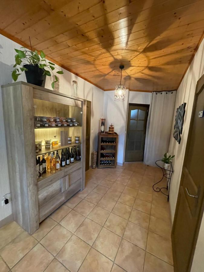 L'Oustaloise Bed & Breakfast Faugères Eksteriør bilde